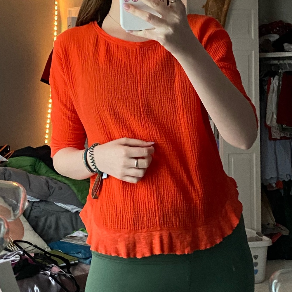 red/orange top